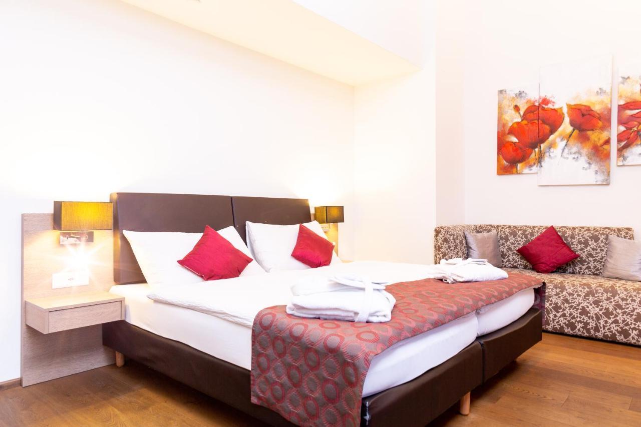 Budget Alexander Hotel