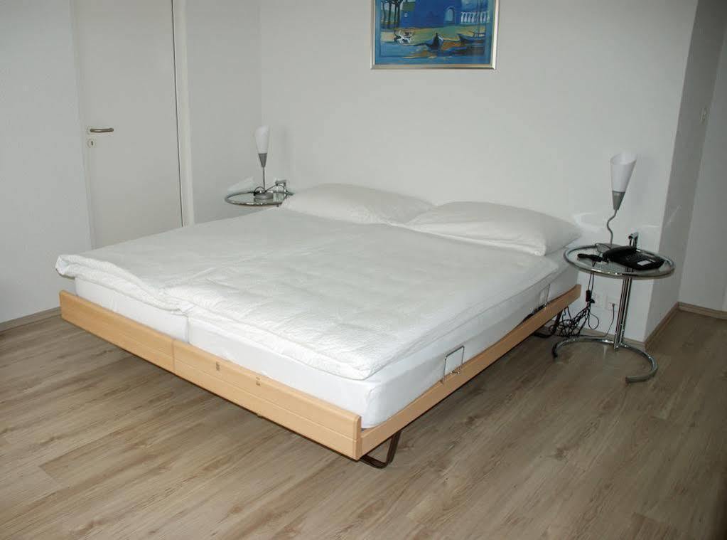 Hotel Budget Alexander Bazel